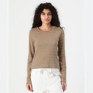 Gap Cropped Crew Long Sleeve Ribbed T-Shirt in Camel Women’s Size Medium